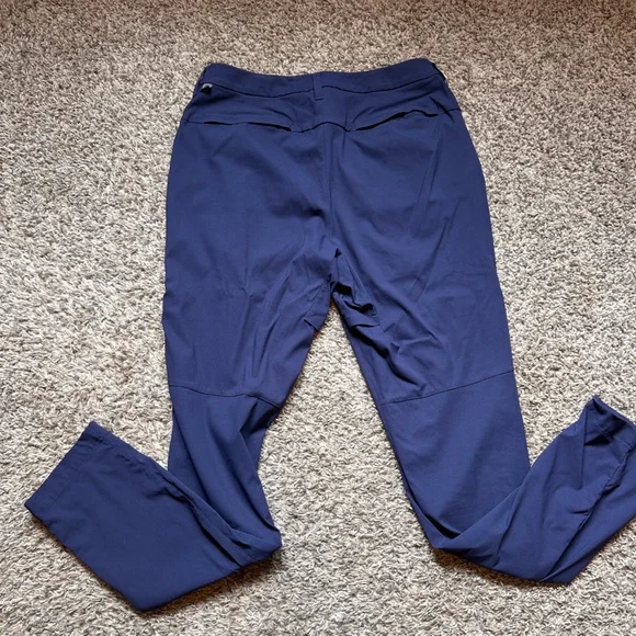 lululemon Stretch Nylon Classic-Tapered Golf Pant - Picture 3 of 4